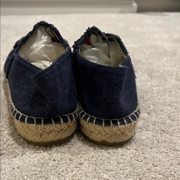 CHANEL Navy and Black Espadrilles Authentic - Picture 4 of 7